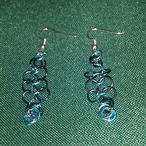 ✨ Chain maille aluminum blue and black earrings